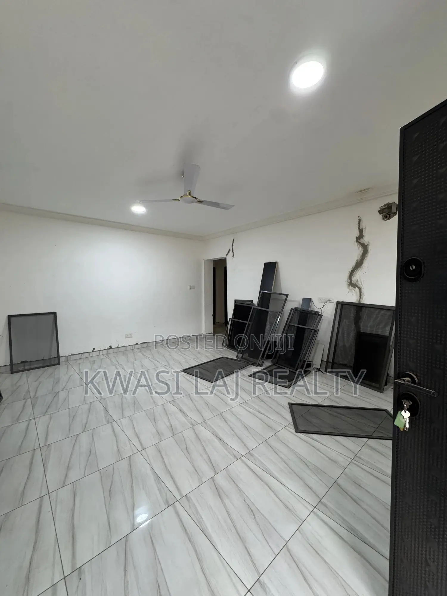 3bdrm Apartment in Mile 11, Weija for rent in Weija