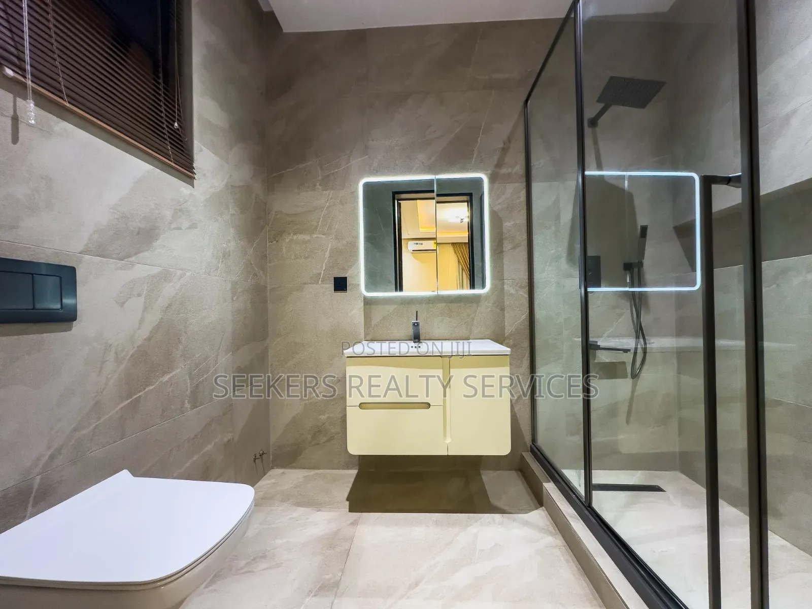 Furnished 4bdrm House in Seekers Realty, Accra Metropolitan for sale in Accra Metropolitan