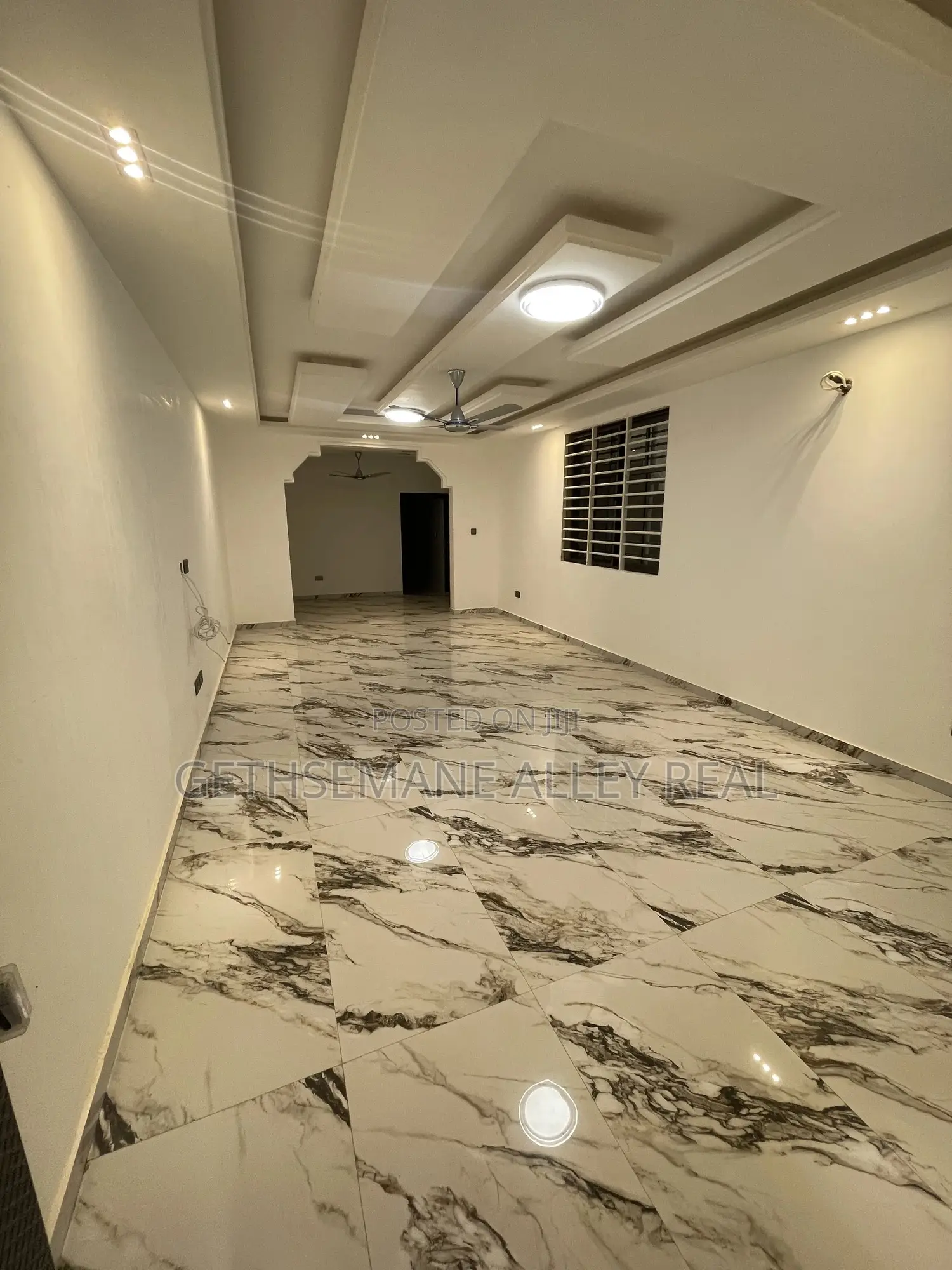 2bdrm Apartment in Gethsemeny Alley, West Hills Mall Area for rent in West Hills Mall Area