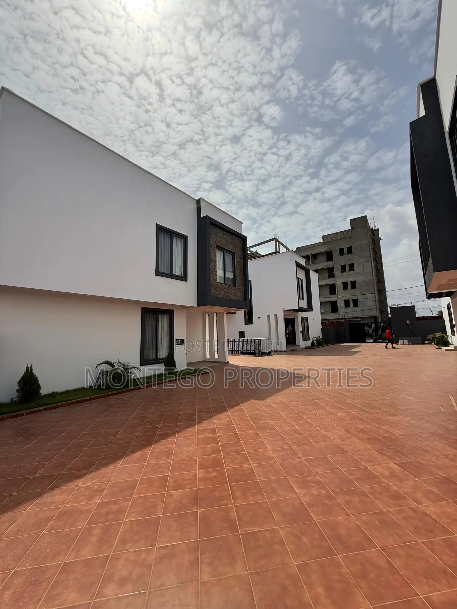 Furnished 3bdrm Townhouse / Terrace in East Legon for rent in East Legon