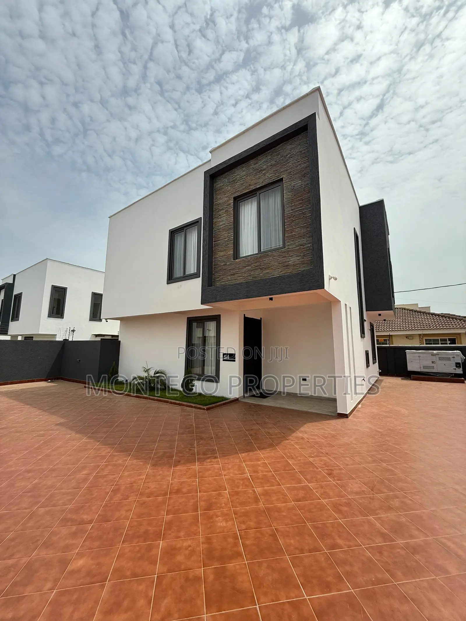 Furnished 3bdrm Townhouse / Terrace in East Legon for rent in East Legon