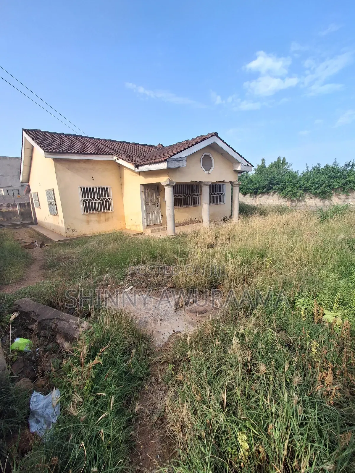 Estate Land in School Junction for Sale in School Junction