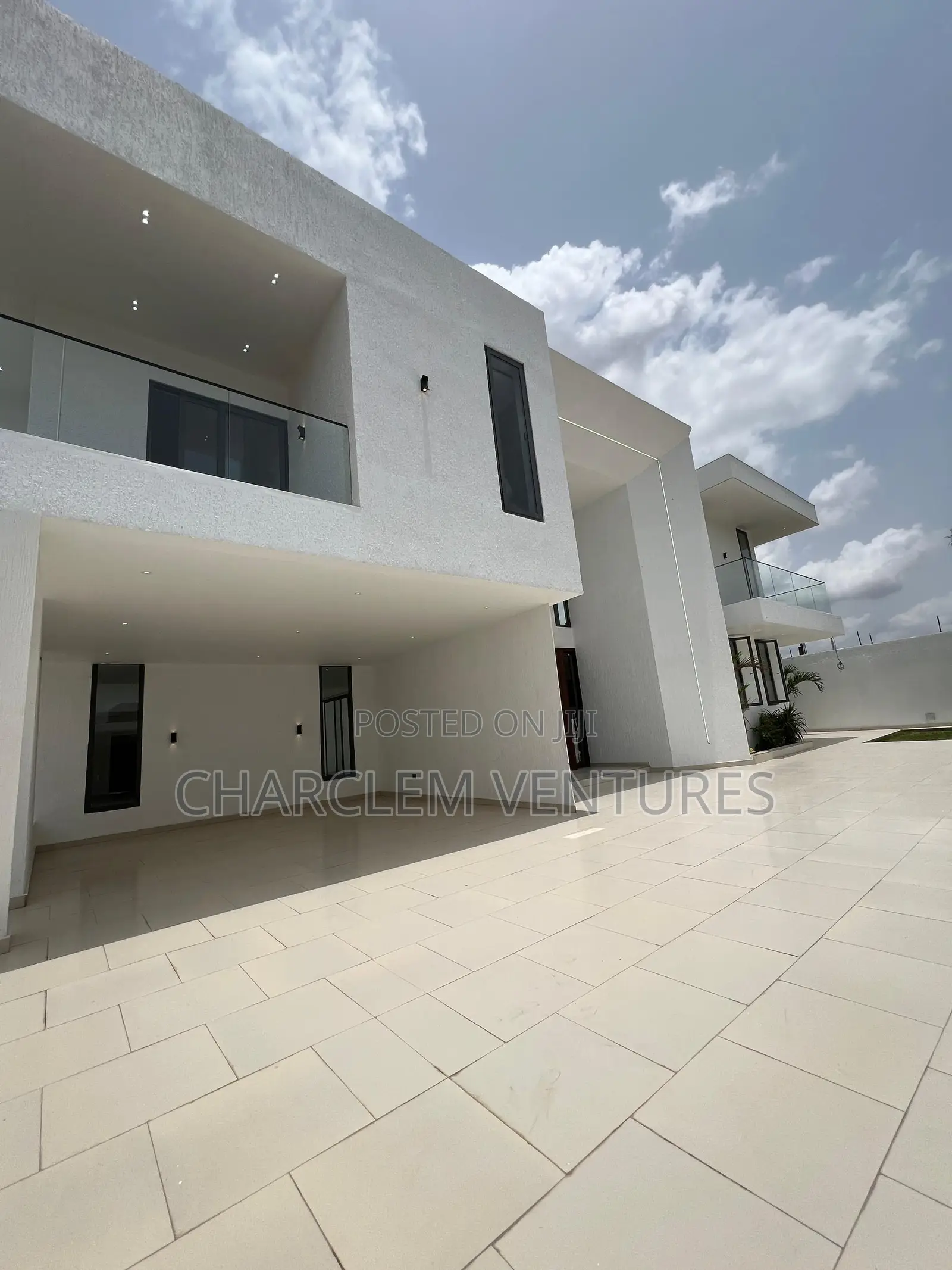 5bdrm House in Charclem Ventures, Oyarifa for sale in Oyarifa