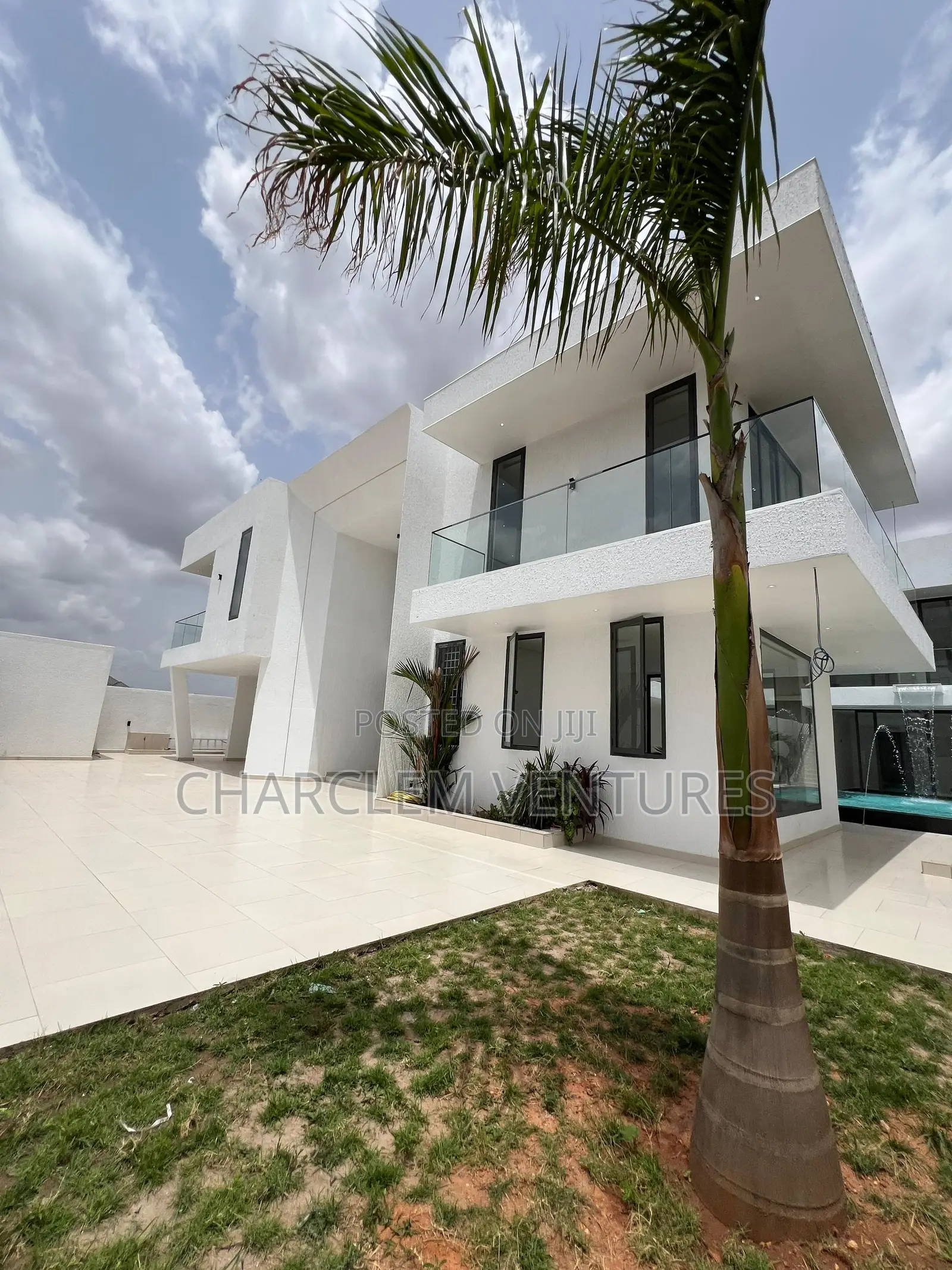 5bdrm House in Charclem Ventures, Oyarifa for sale in Oyarifa