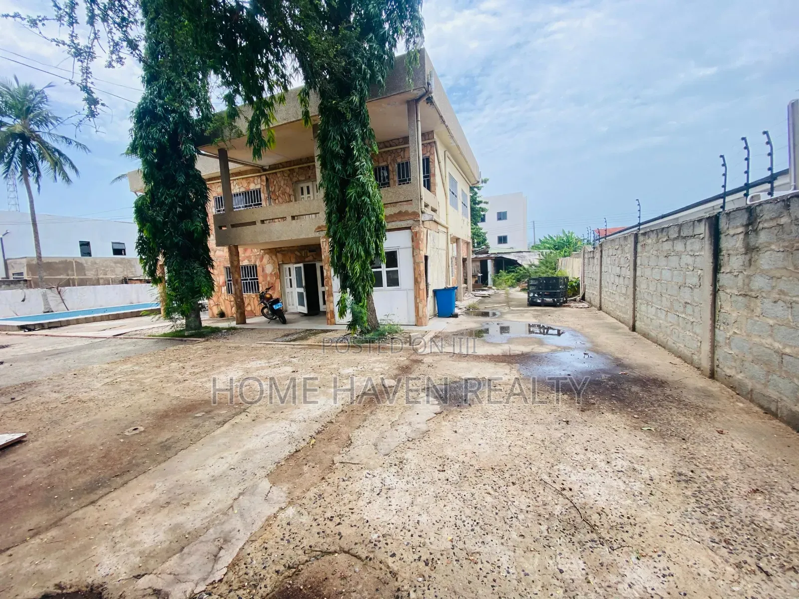 0.49 Acre Land for Sale at Dzorwulu in Dzorwulu