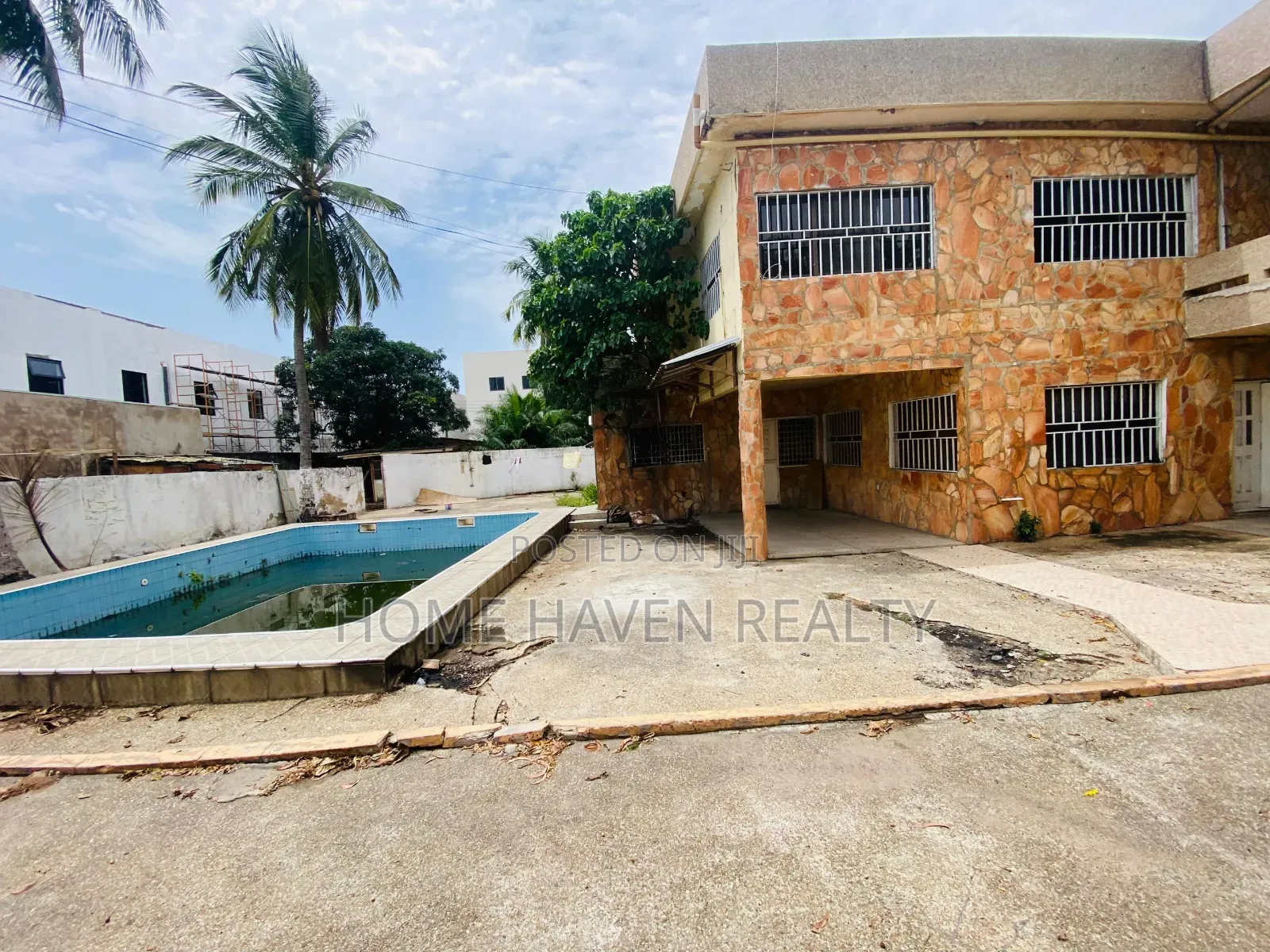 0.49 Acre Land for Sale at Dzorwulu in Dzorwulu