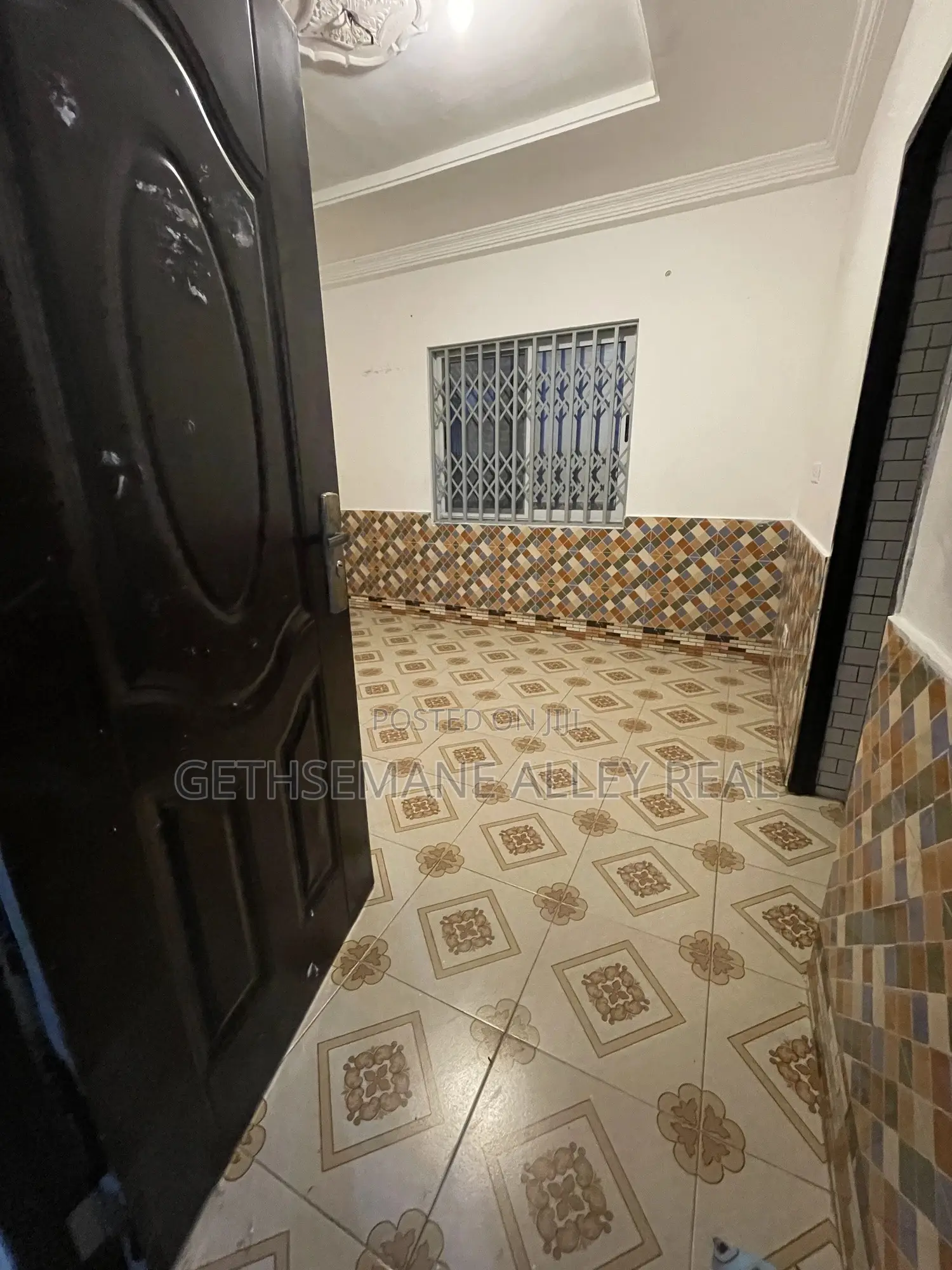 2bdrm Apartment in Gethsemeny Alley, West Hills Mall Area for rent in West Hills Mall Area