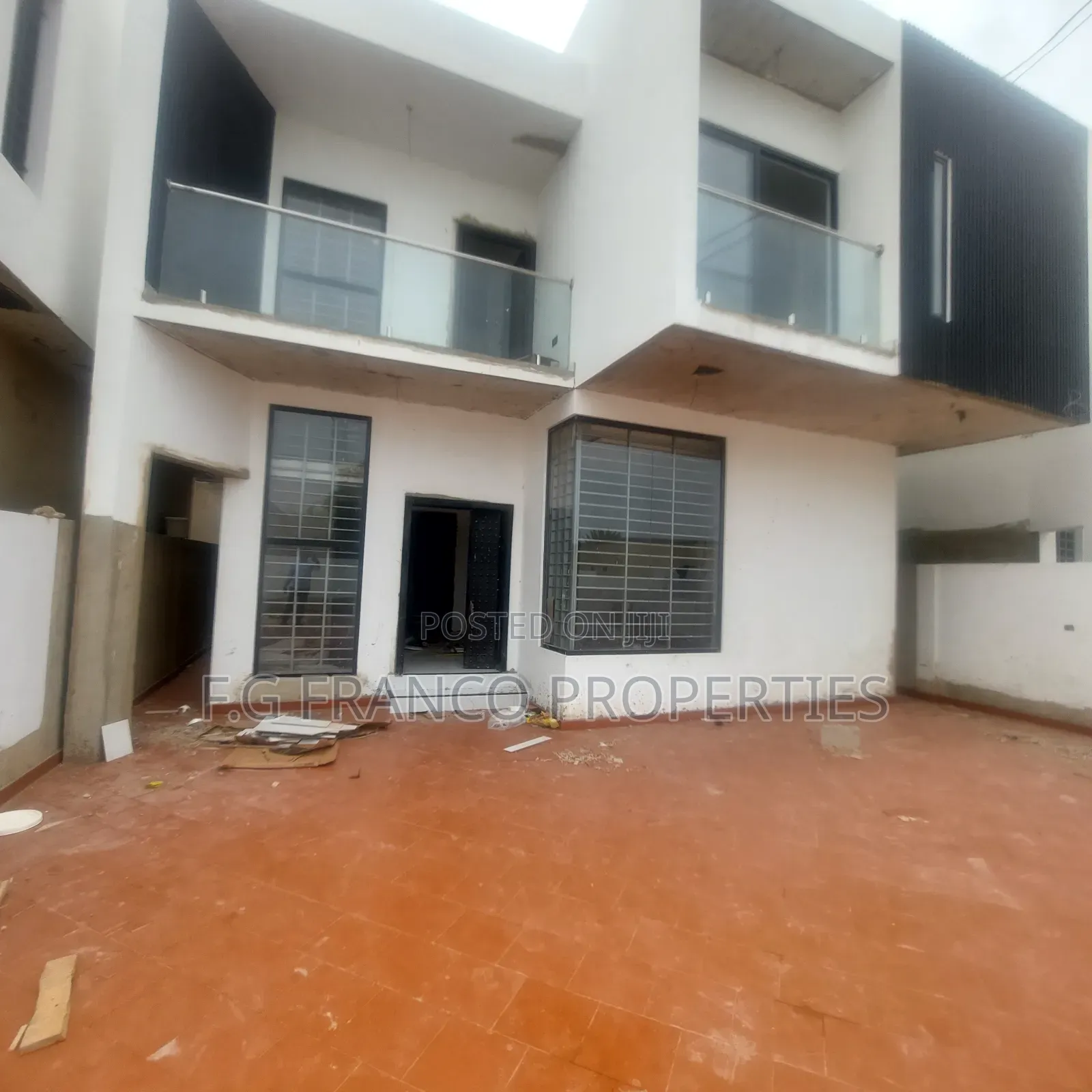 4bdrm House in Kg Franco Properties, Spintex for sale in Spintex
