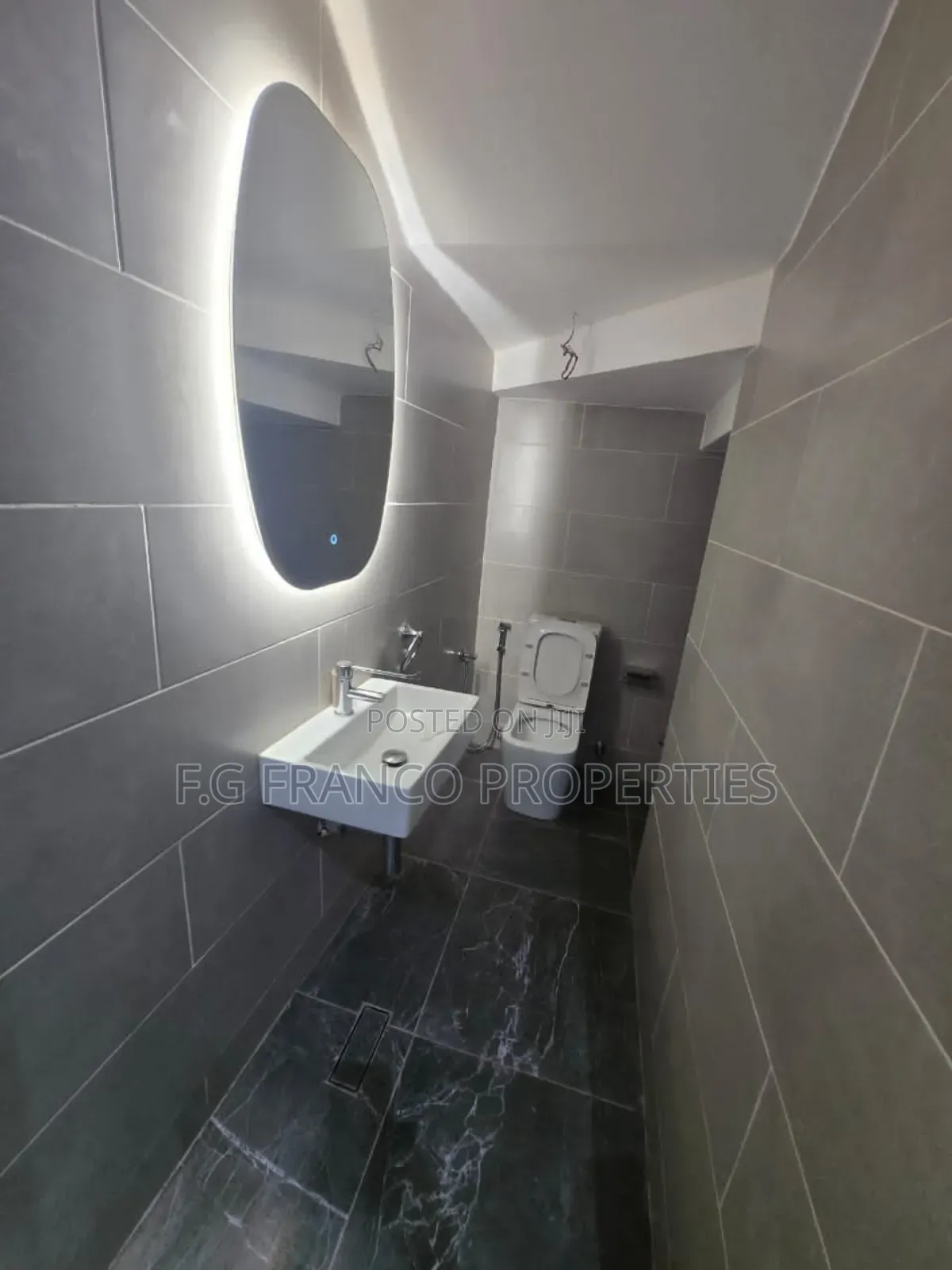 4bdrm House in Kg Franco Properties, Spintex for sale in Spintex
