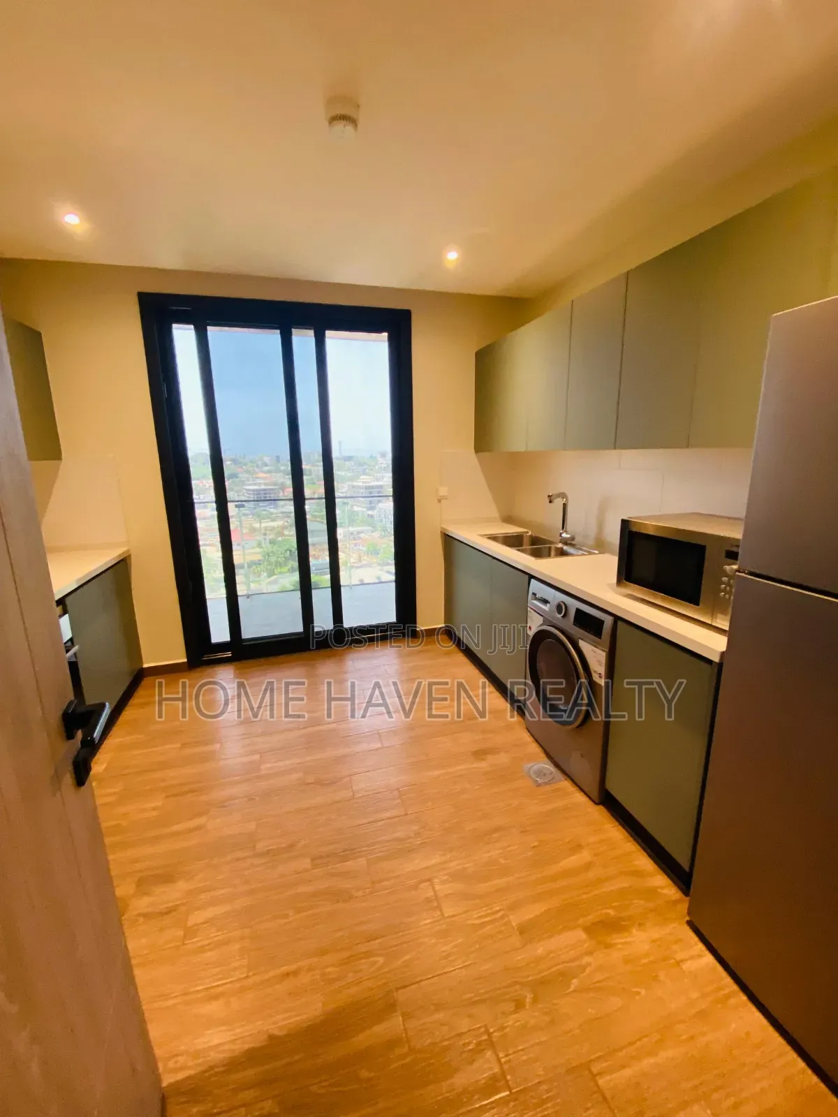 3bdrm Apartment in Airport Residentials for rent in Airport Residential Area