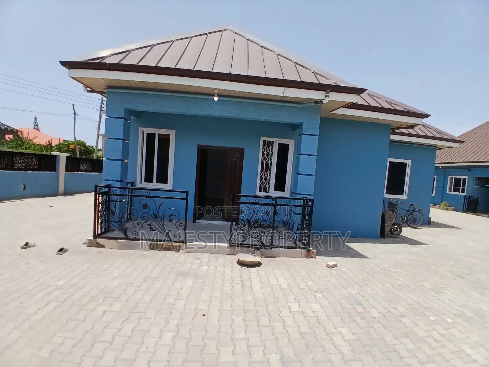 3bdrm Apartment in Okpoegonor, Manet Court for rent in Manet Court