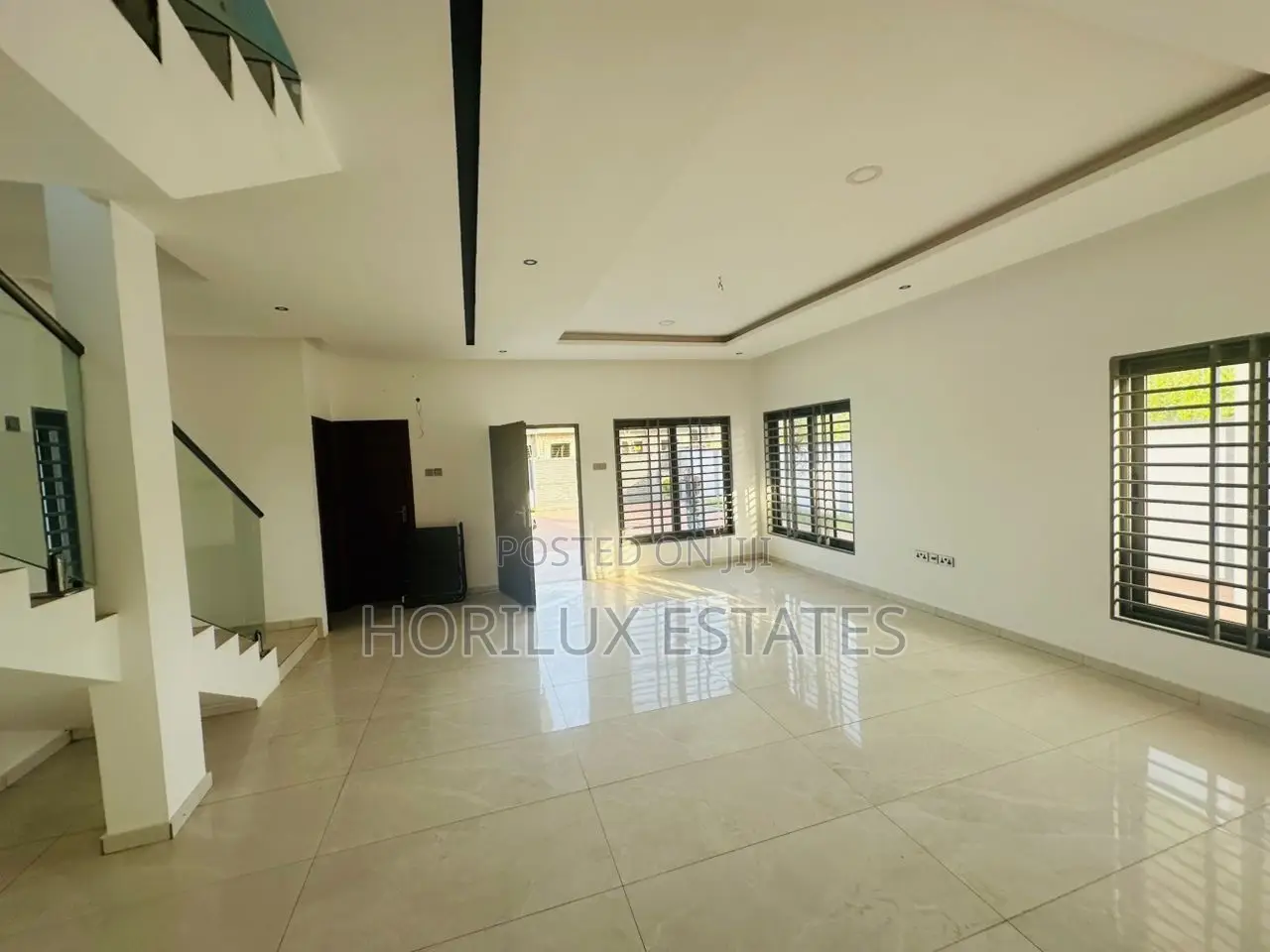 4bdrm Duplex in Tema Com. 25 for sale in Tema Metropolitan