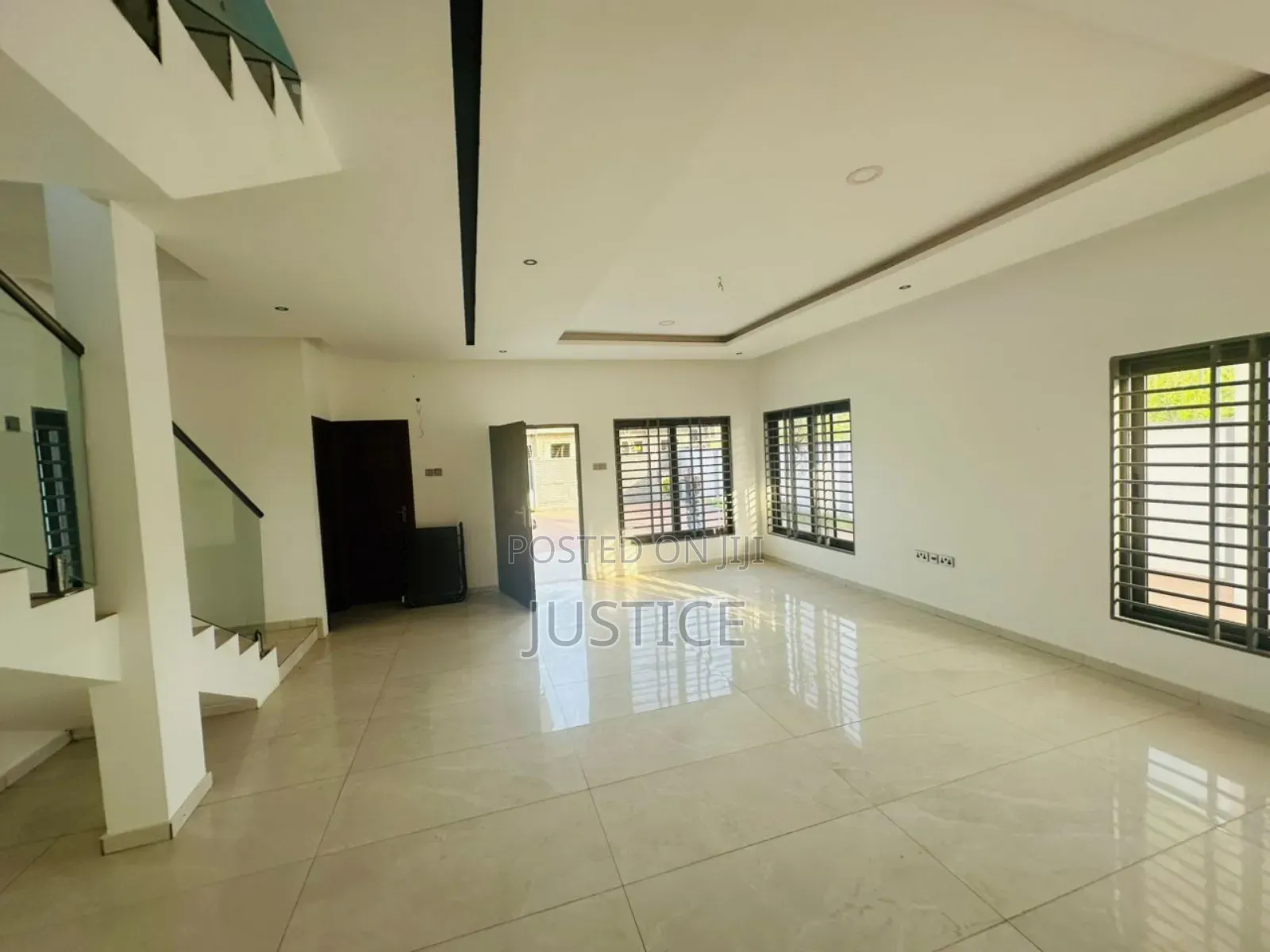 4bdrm House in C25 Tema, Community 25 for sale in Community 25