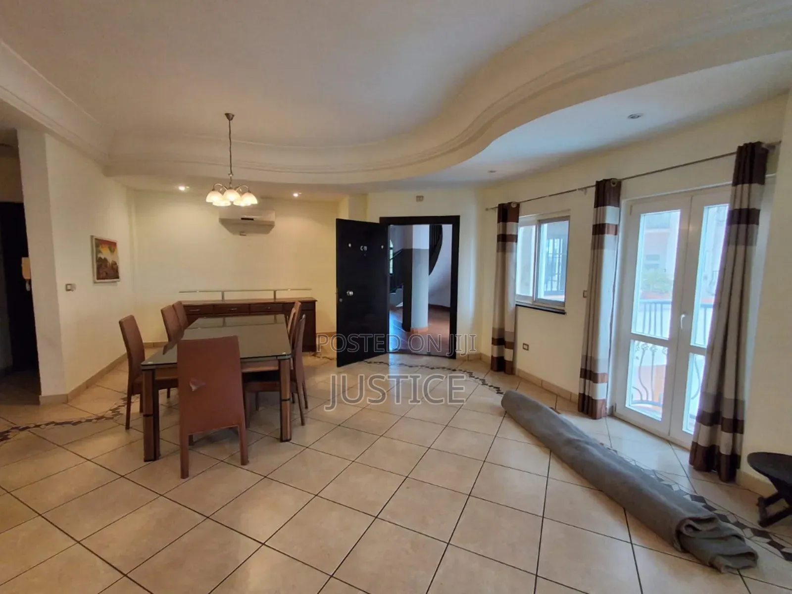 Furnished 3bdrm Apartment in Airport for rent in Airport Residential Area