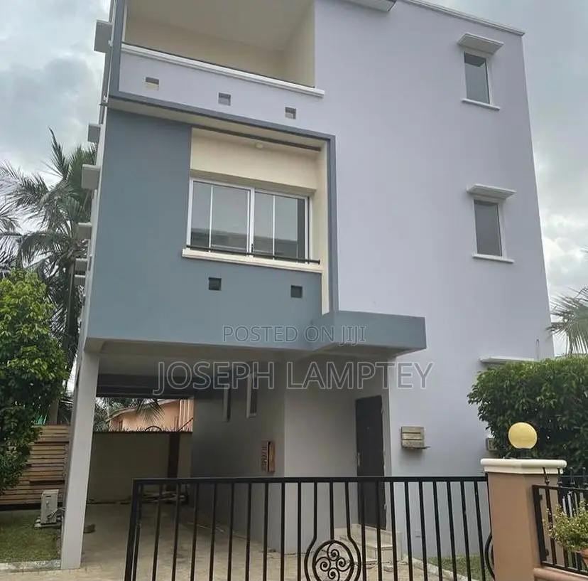 3bdrm Townhouse / Terrace in Joseph Lamptey, Accra Metropolitan in Accra Metropolitan