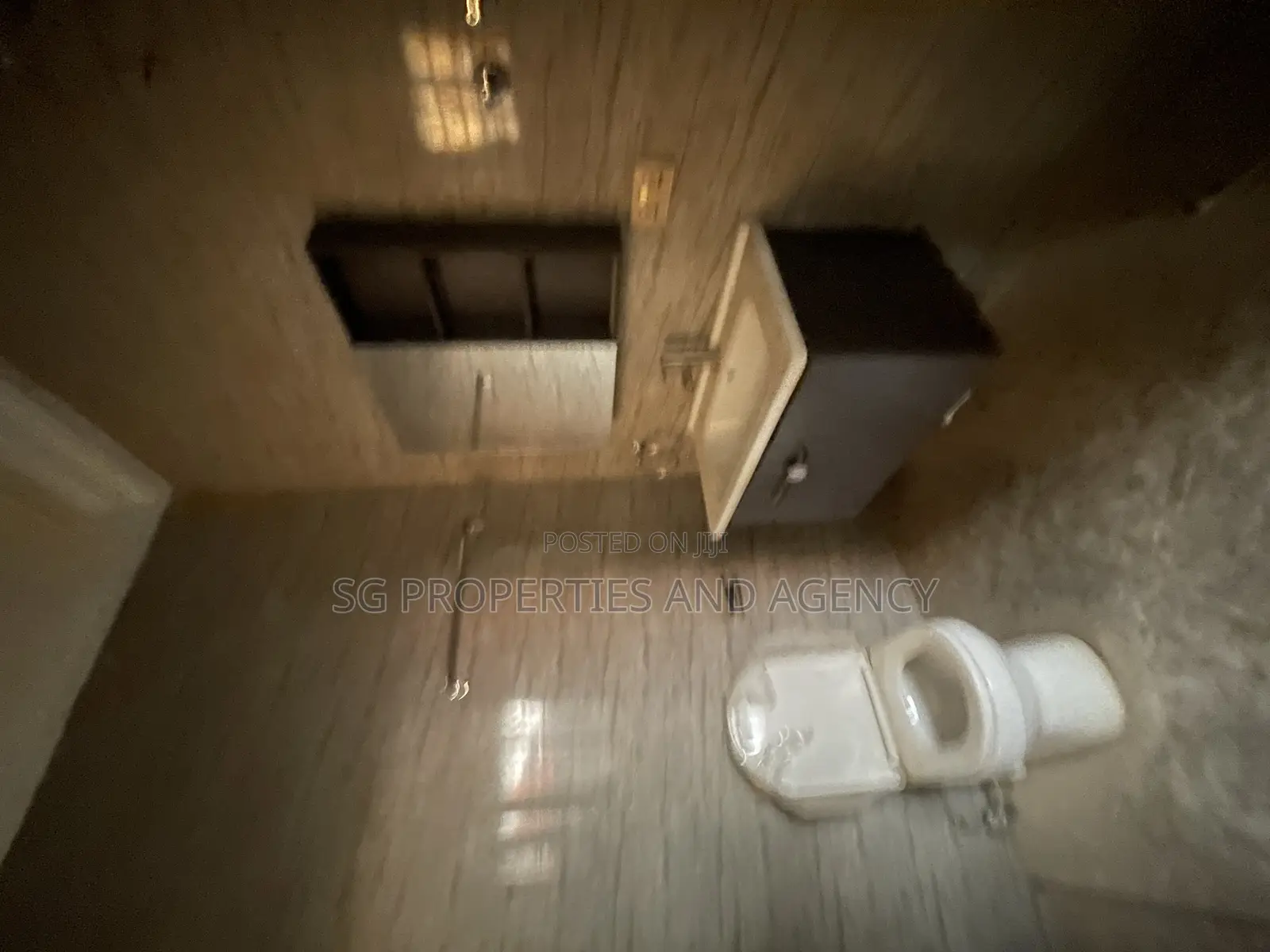 2bdrm Apartment in Lashibi, Sakumono for rent in Sakumono