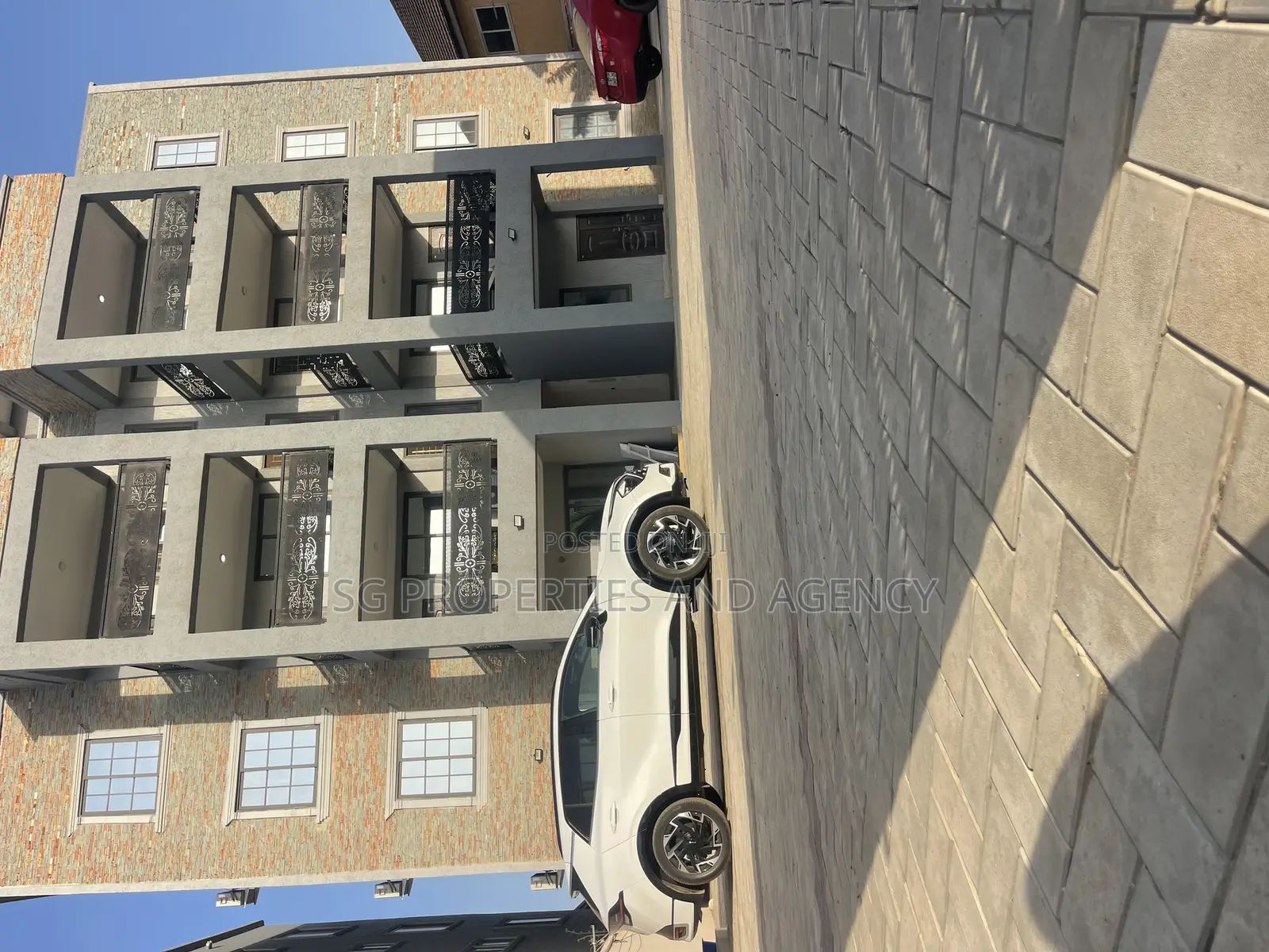 2bdrm Apartment in Lashibi, Sakumono for rent in Sakumono