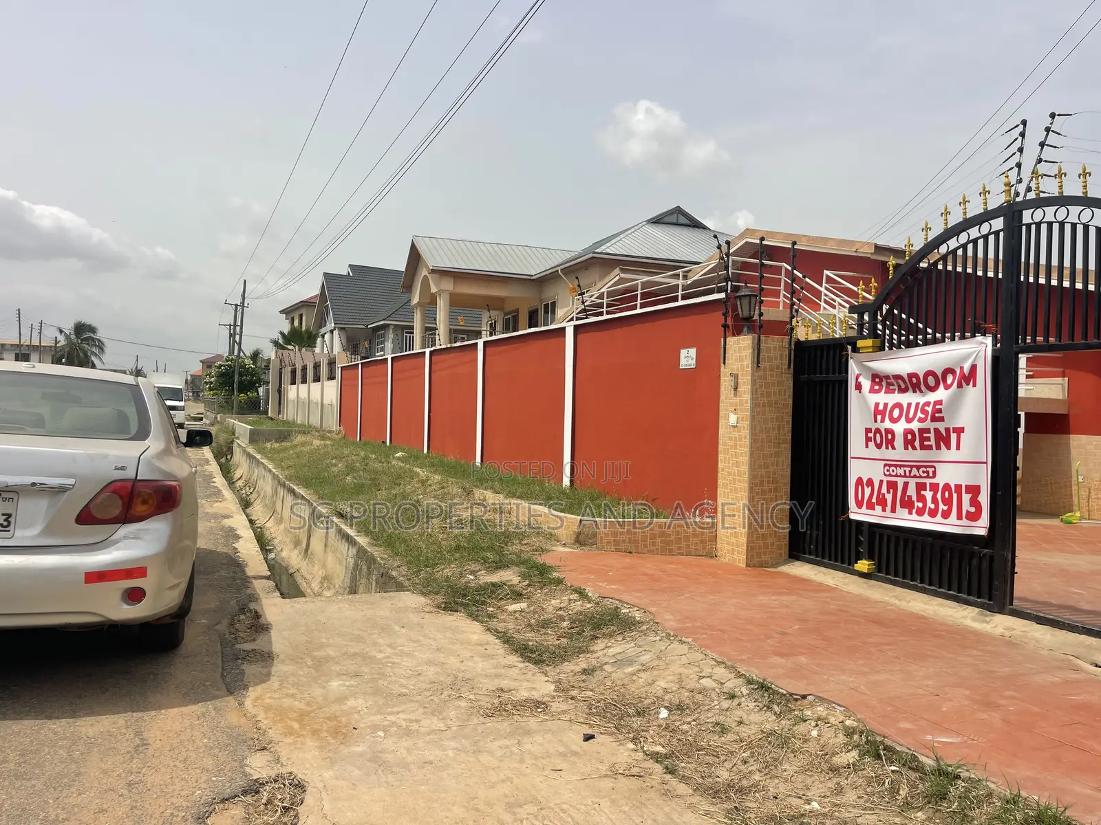 4bdrm House in Batsonaa, Baatsona Total for rent in Baatsona Total