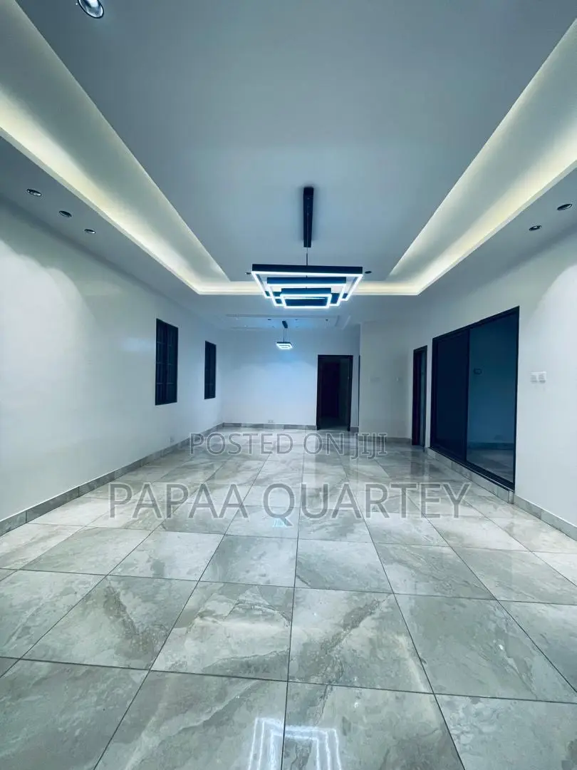 4bdrm House in East Legon for sale in East Legon