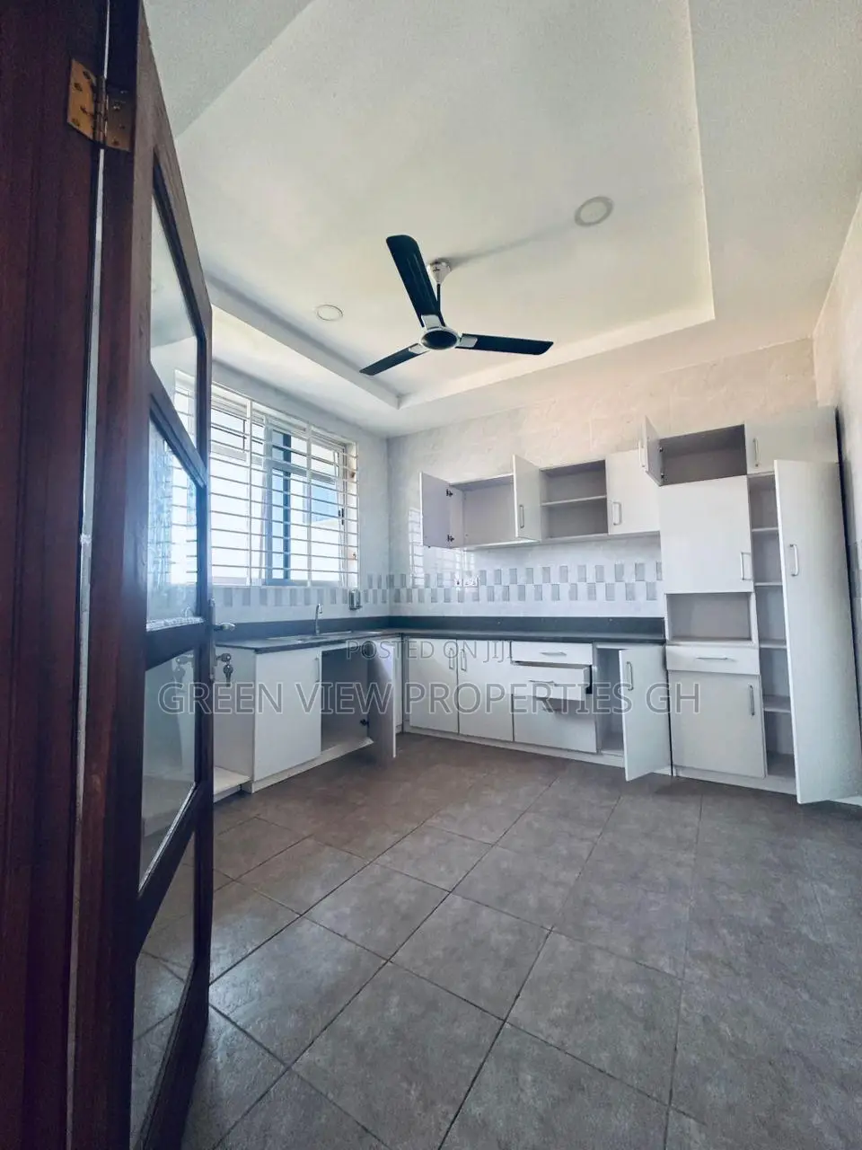 3bdrm Apartment in West Hills Mall Area for rent in West Hills Mall Area