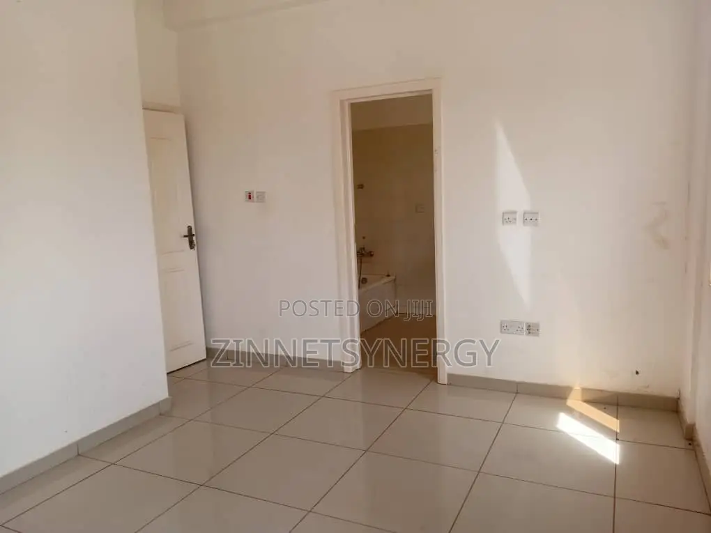 2bdrm Apartment in Devtraco, Community 25 for sale in Community 25