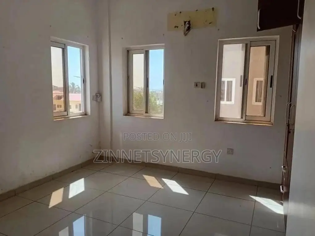 2bdrm Apartment in Devtraco, Community 25 for sale in Community 25