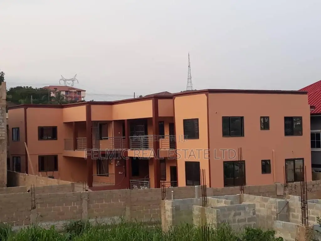 10bdrm Apartment in Felmic Real Estate, Kwabenya for sale in Kwabenya