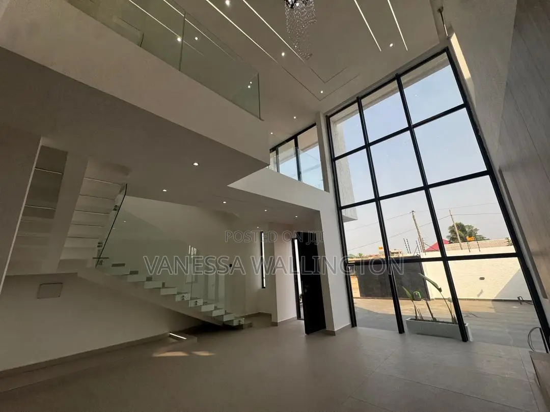 4bdrm House in Nanakrom, Nmai-Dzorn for sale in Nmai-Dzorn