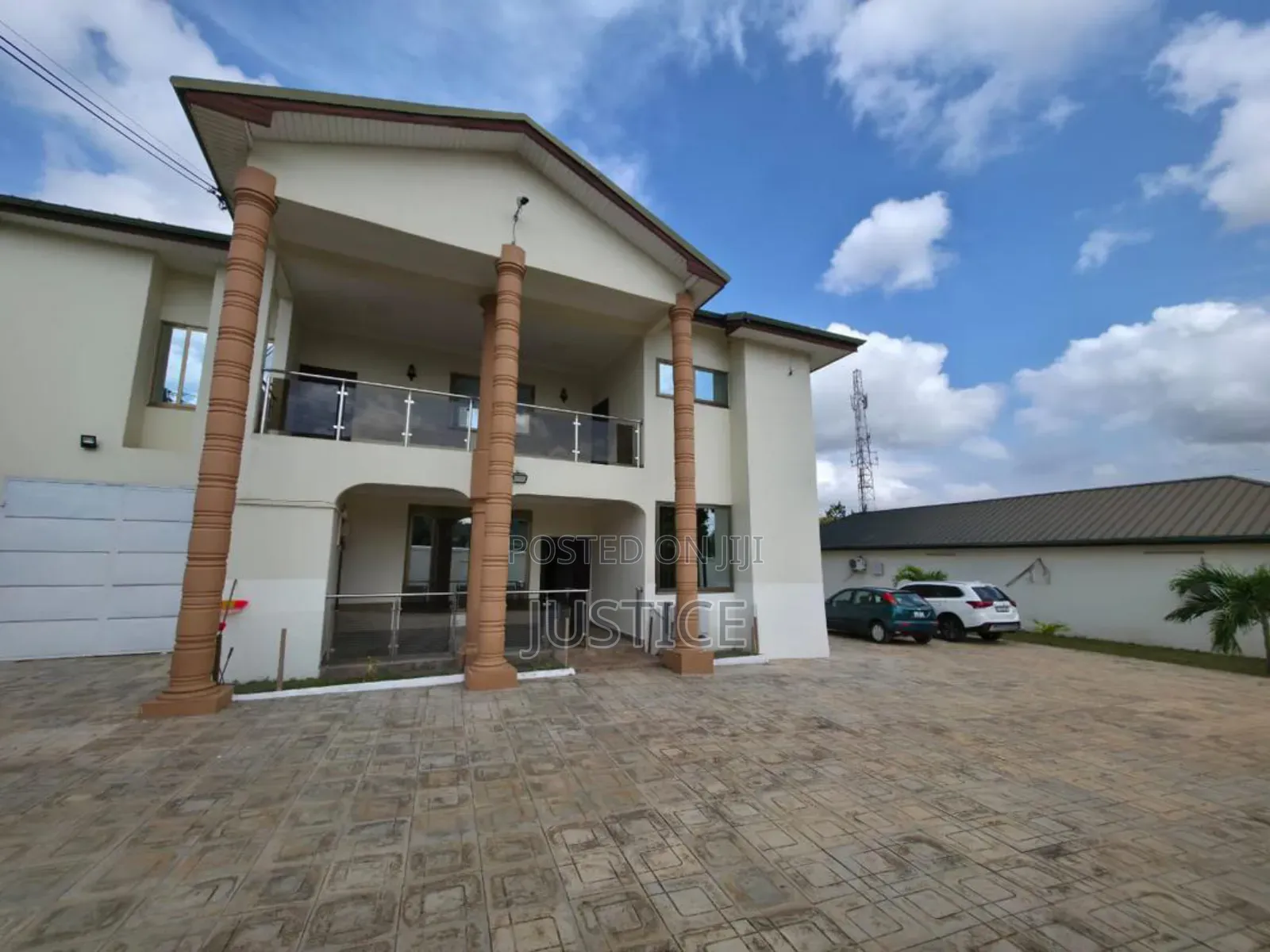8bdrm Mansion in East Legon, A&C Mall Area for rent in A&C Mall Area