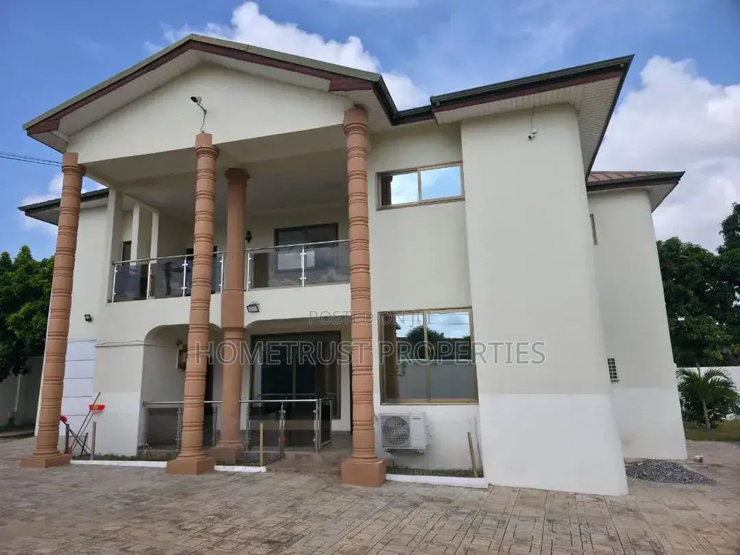 8bdrm Duplex in East Legon A&C Mall for rent in A&C Mall Area
