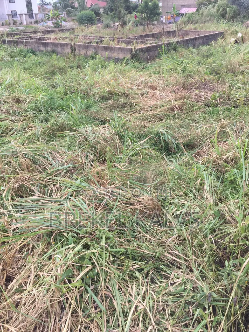 A Plot Of Land For Sale in New Market