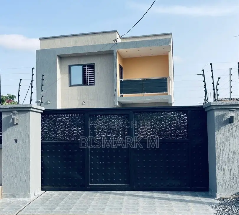 4bdrm House in Lakeside Estate., Ashaley Botwe for sale in Ashaley Botwe