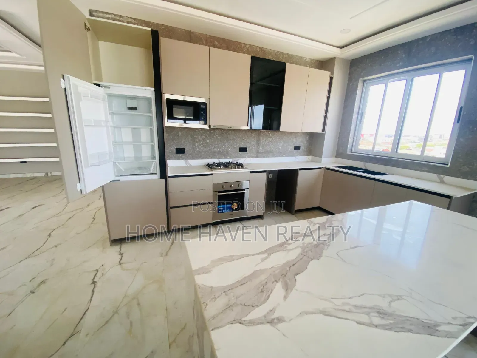 3bdrm Apartment in East Airport, Manet Junction for rent in Manet Junction