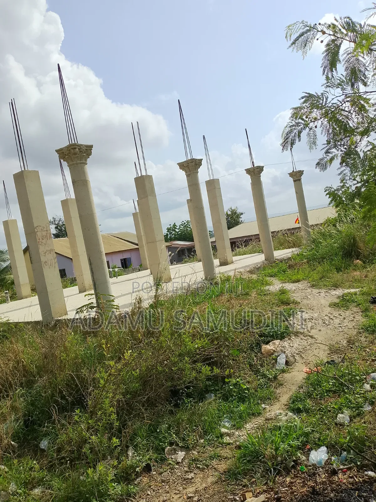 Road Side Land With 3shops Footen N Pillar Structures for Cool Price in Ga South Municipal