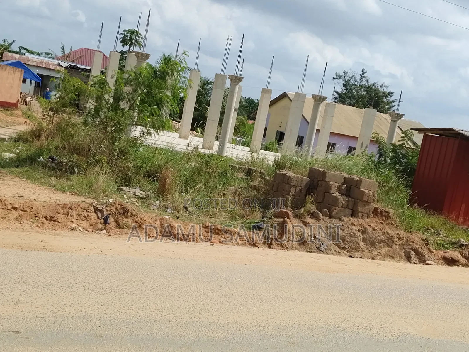 Road Side Land With 3shops Footen N Pillar Structures for Cool Price in Ga South Municipal