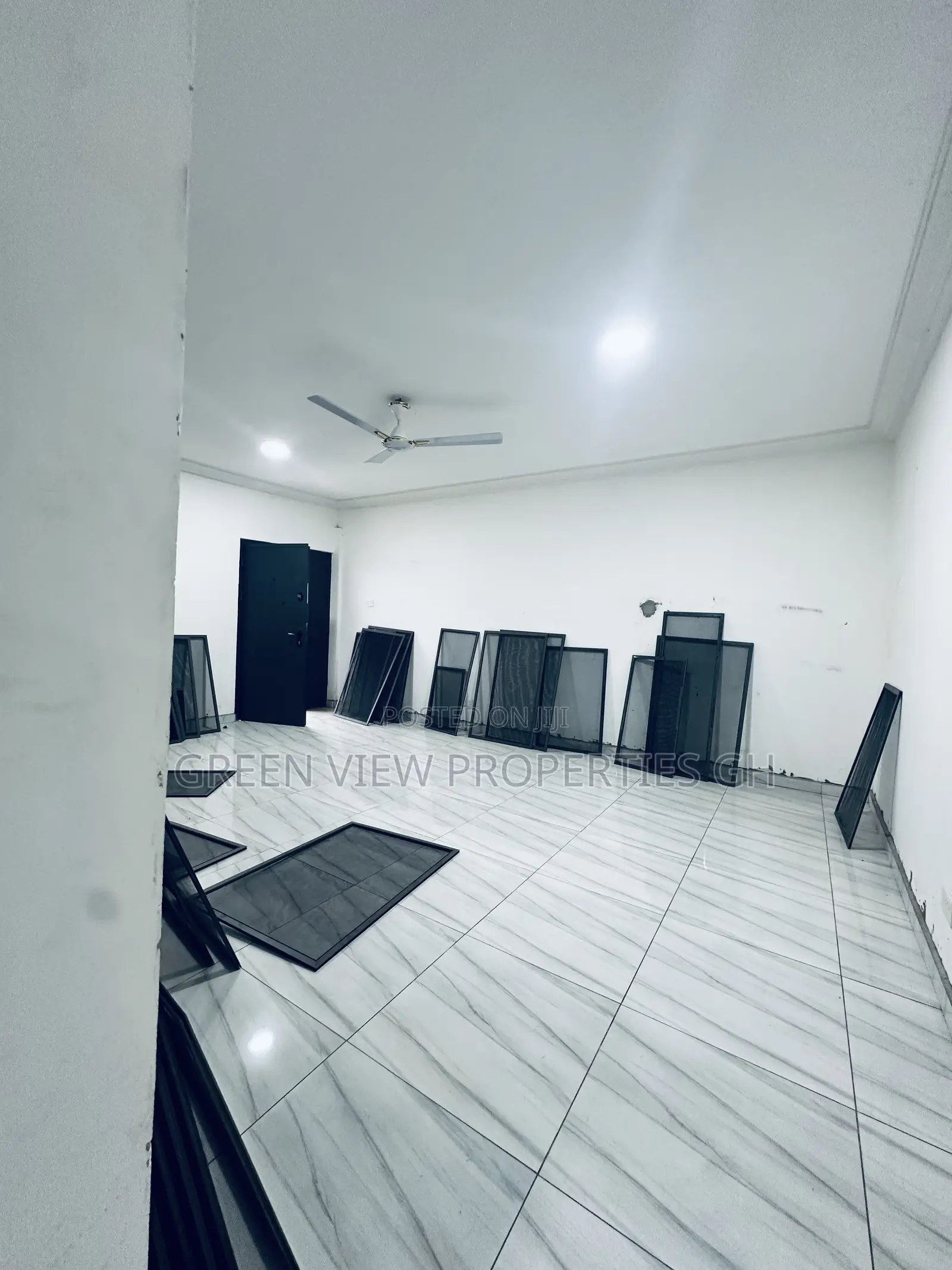 3bdrm Apartment in West Hills Mall Area for rent in West Hills Mall Area
