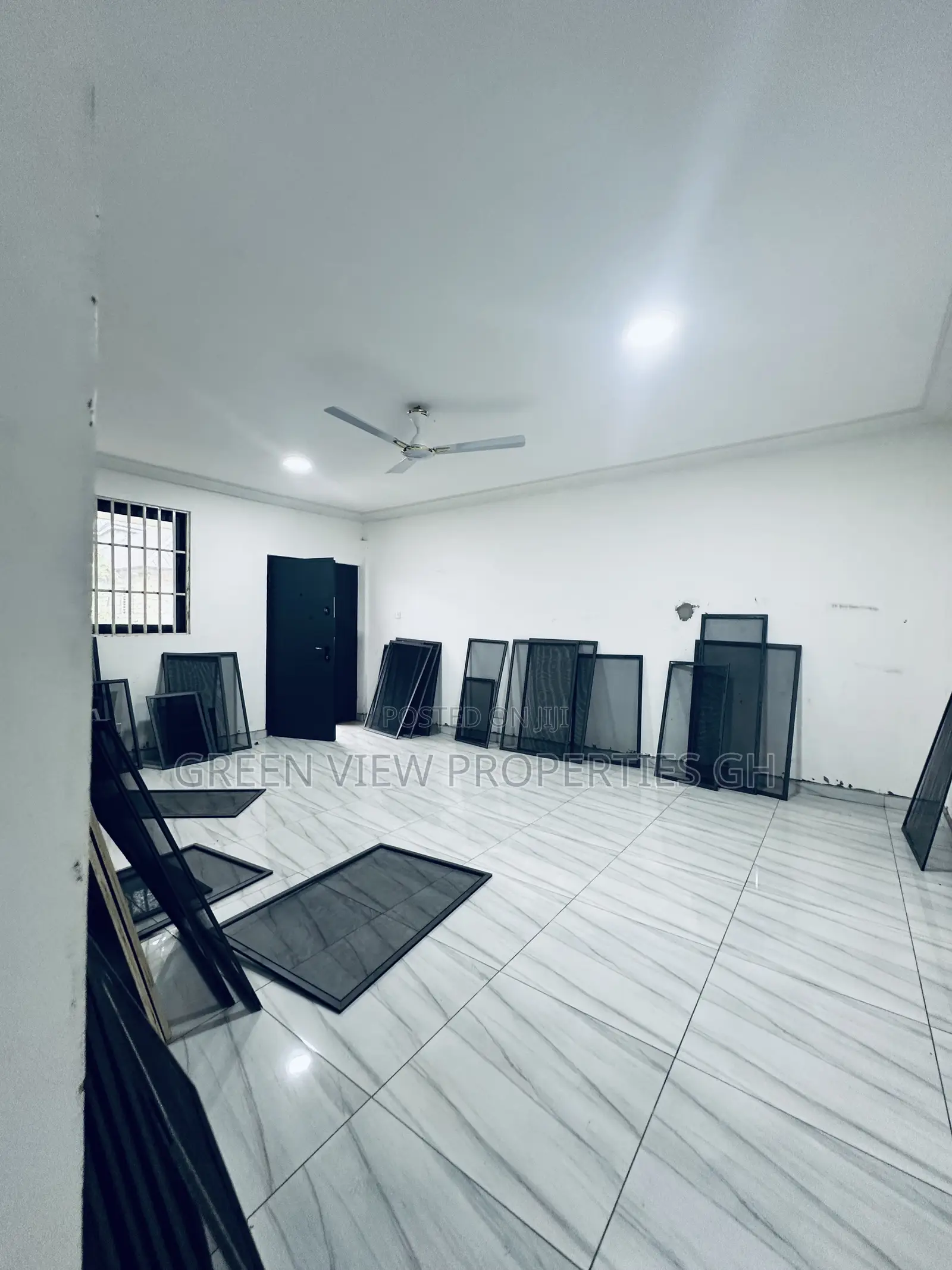 3bdrm Apartment in West Hills Mall Area for rent in West Hills Mall Area