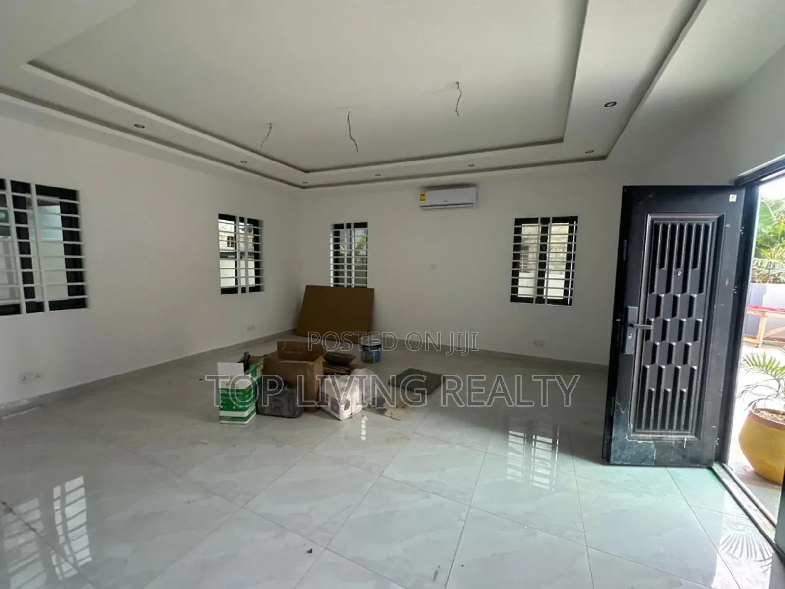 3bdrm Bungalow in Ayi Mensa, Oyarifa Mall Area for sale in Oyarifa Mall Area