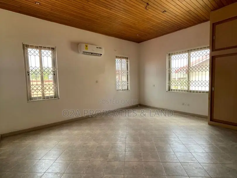 6bdrm House in Ars Roundabout, Boundary Road Area for rent in Boundary Road Area