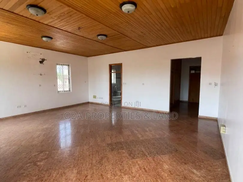 6bdrm House in Ars Roundabout, Boundary Road Area for rent in Boundary Road Area