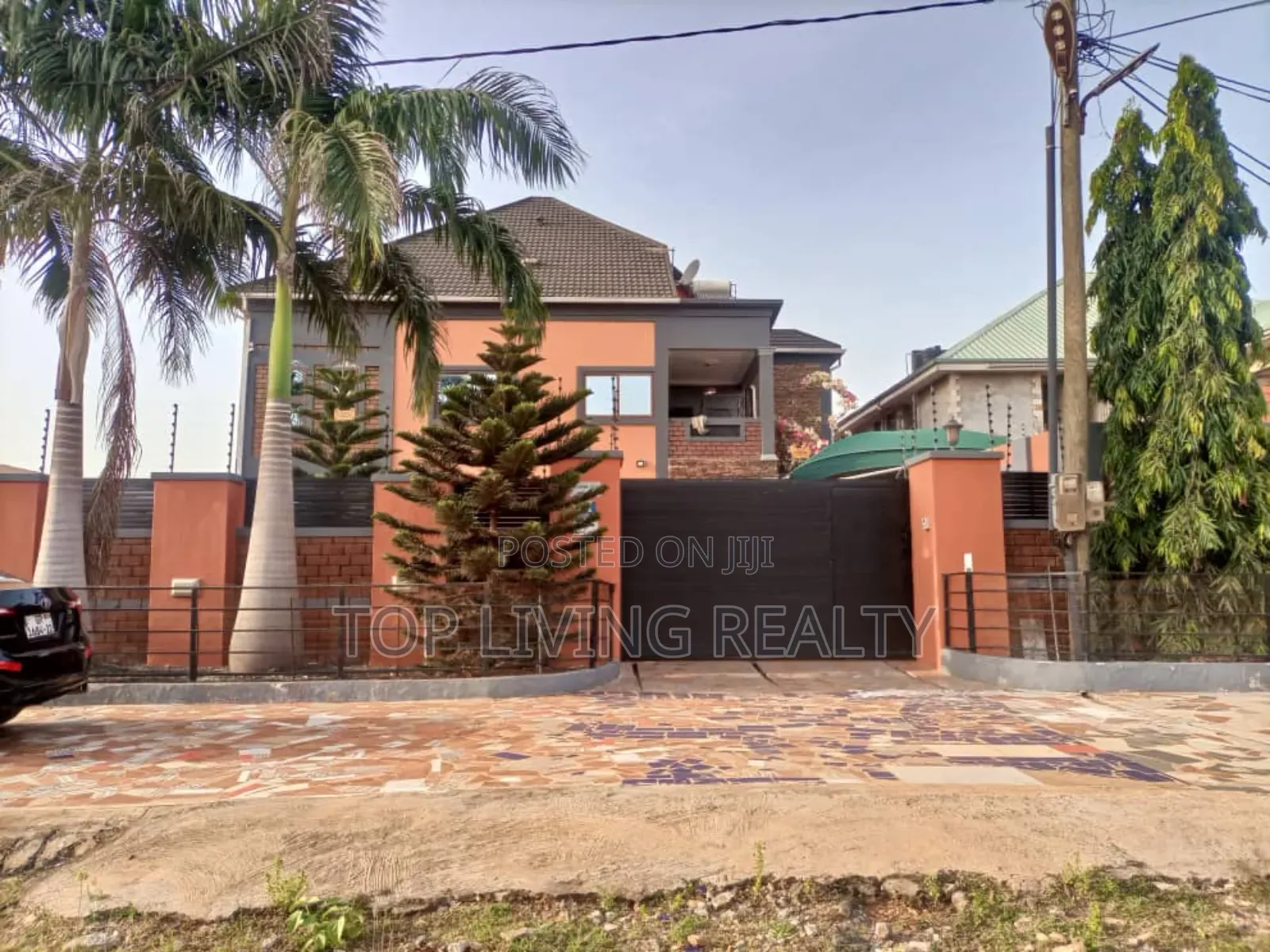 4bdrm House in 25, Community 25 for sale in Community 25