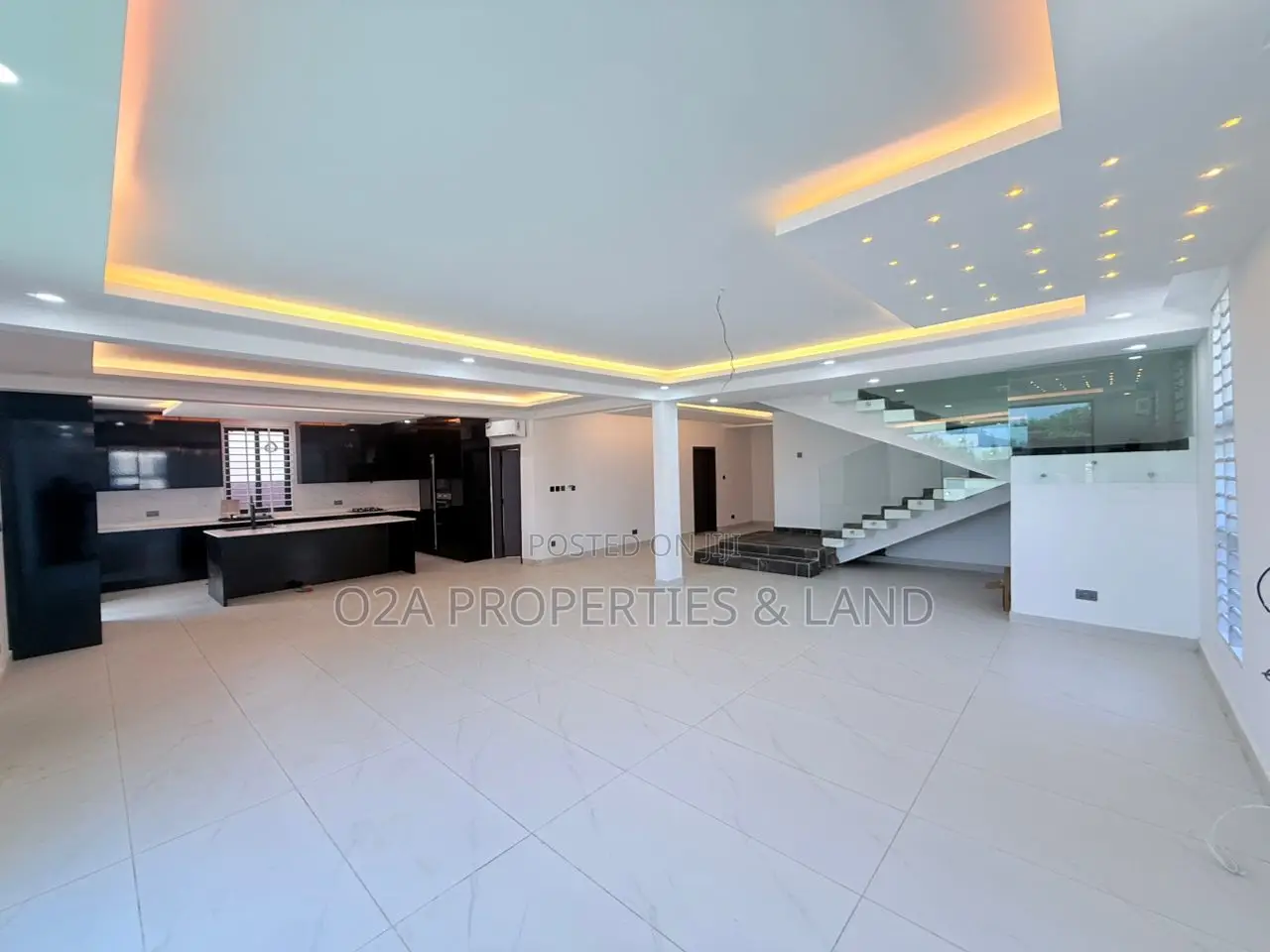 5bdrm Mansion in East Legon Hills for sale in New Legon