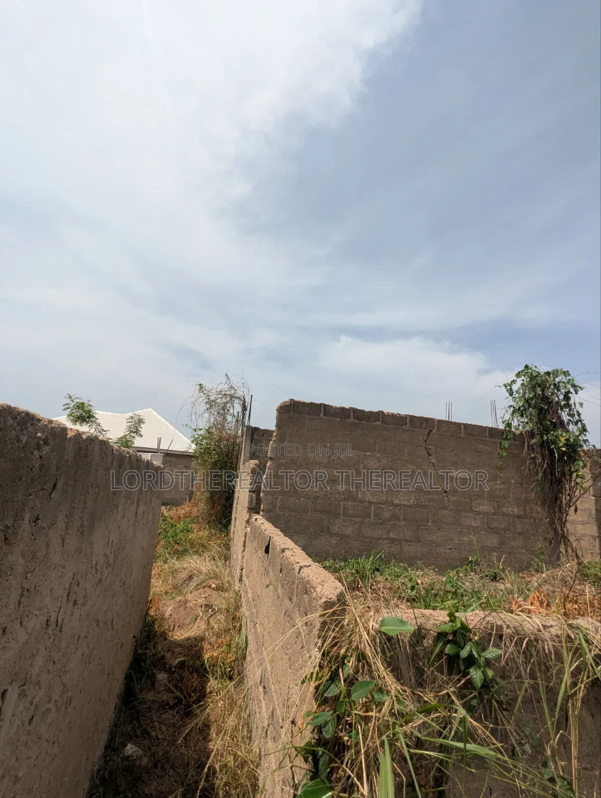 Full Plot for Sale in Nyanyano