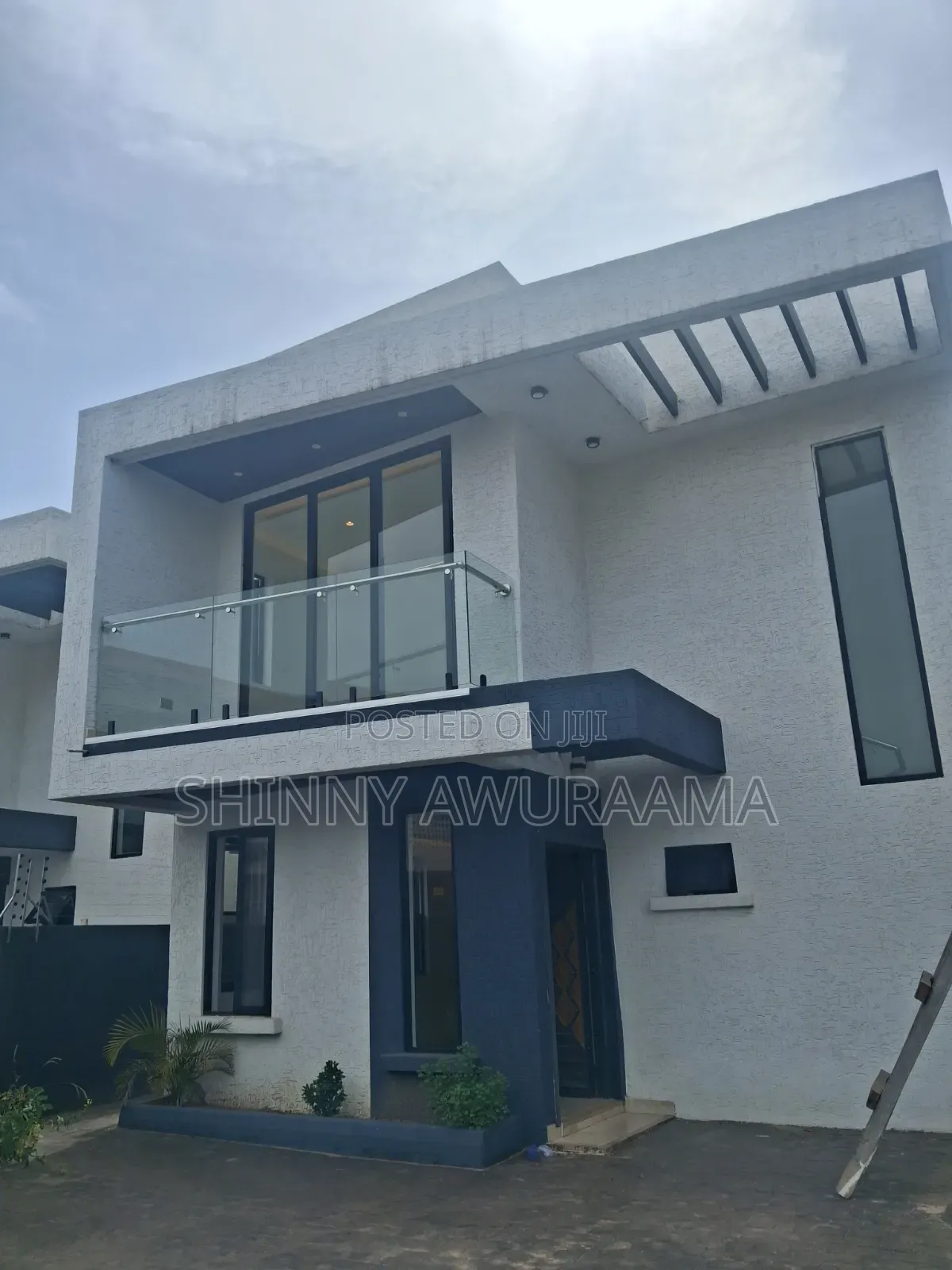 3bdrm House in School Junction for sale in Nmai-Dzorn