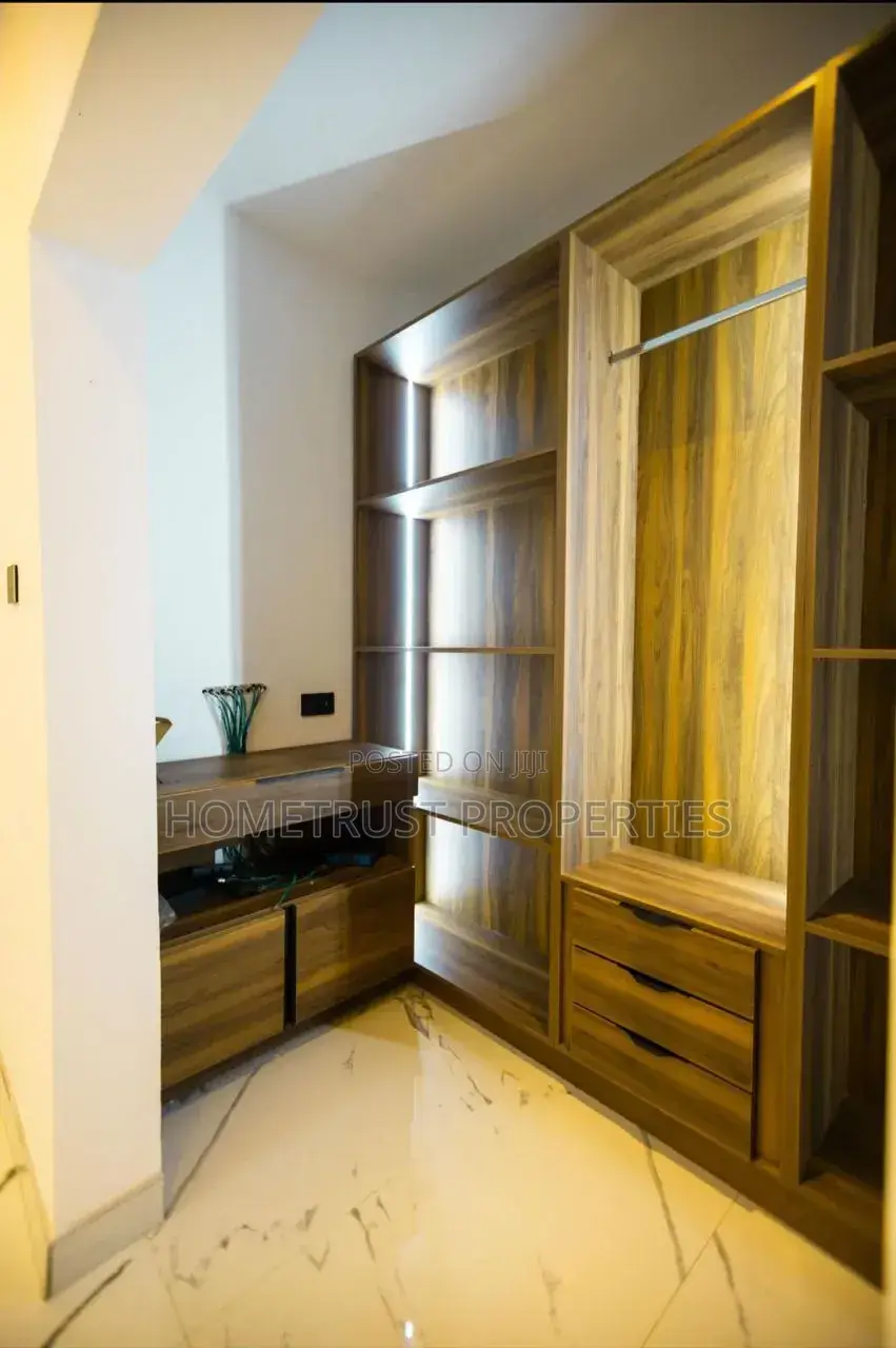 4bdrm Duplex in Haatso Melcom Area, Papao for sale in Papao