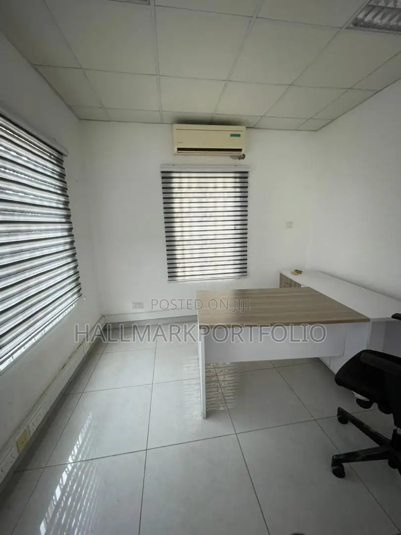 Office Space Ringway Estate in Osu