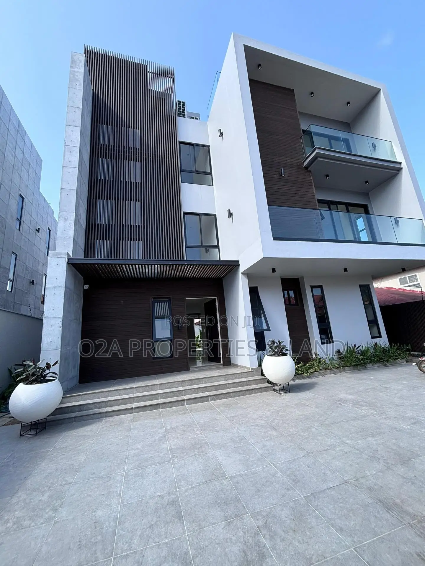 4bdrm House in Cantonments, Acquinas for rent in Acquinas
