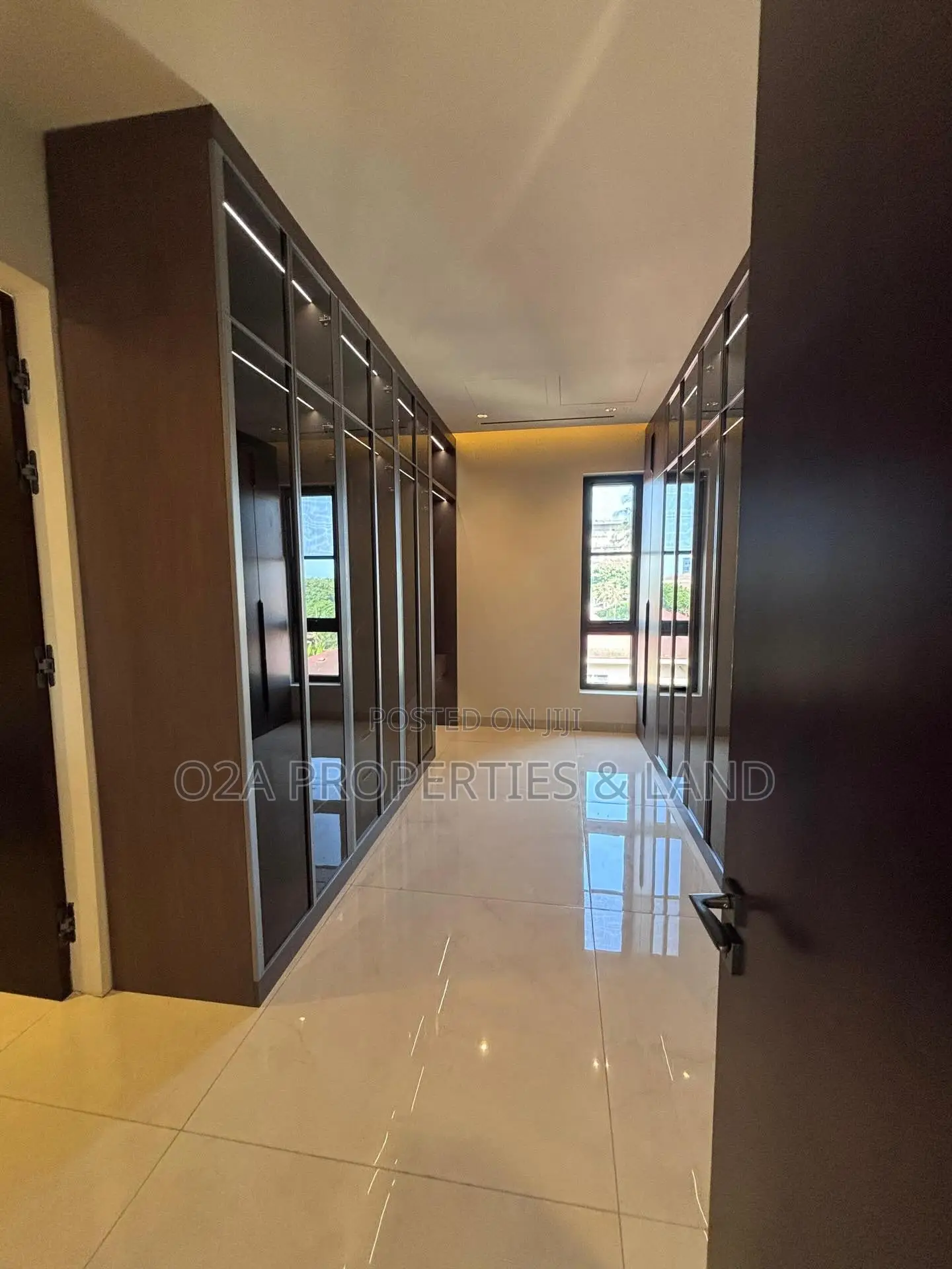 4bdrm House in Cantonments, Acquinas for rent in Acquinas
