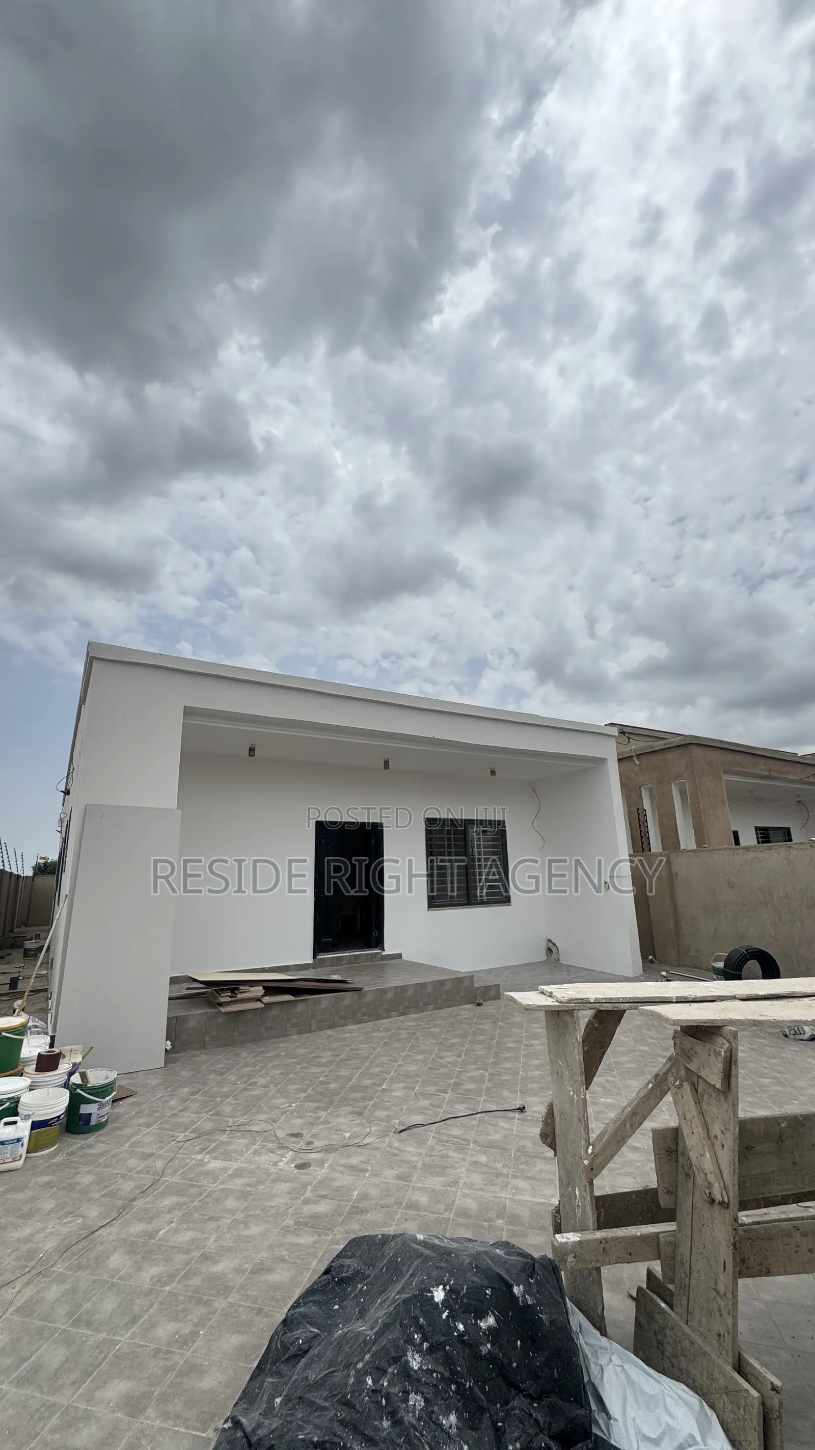 3bdrm House in Pokuase for sale in Pokuase