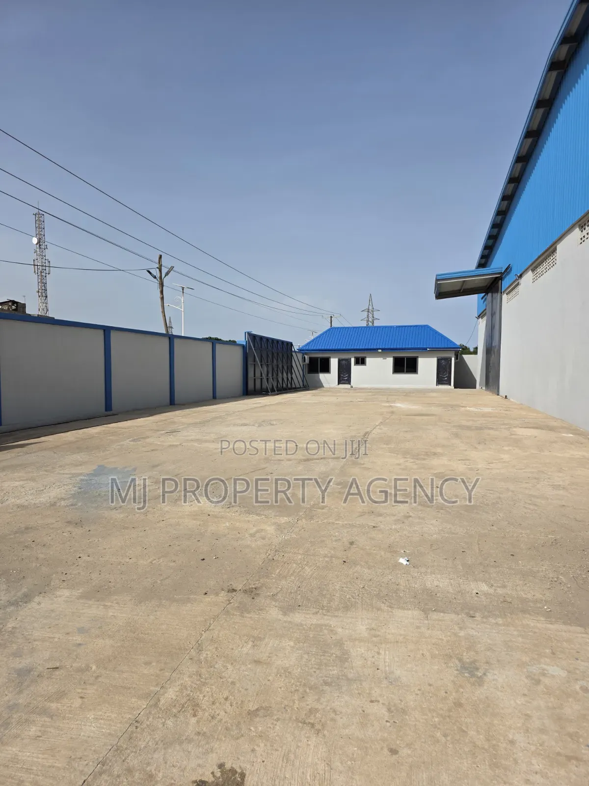 2000 SQM Warehouse Newly Built in Tema in Community 25